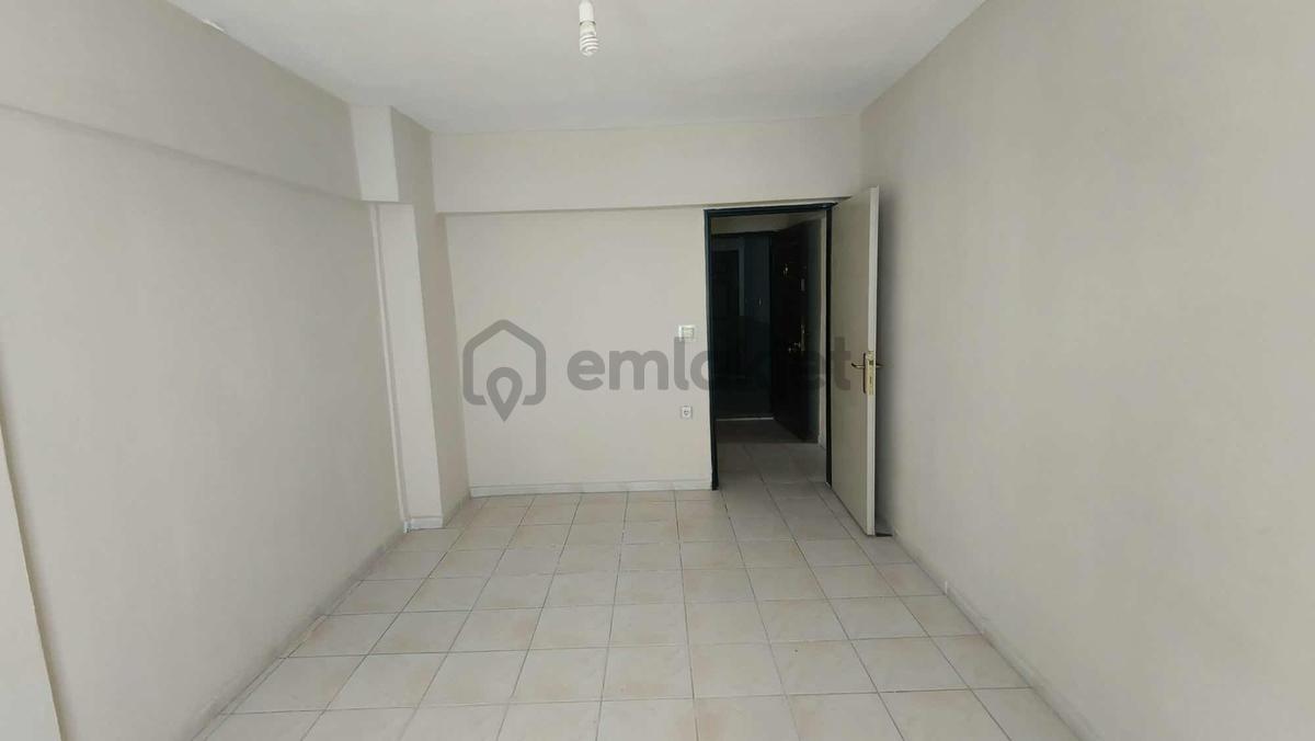 Sarımsaklıda Okul Bölgesinde Satılık 3+1 Daire - 35