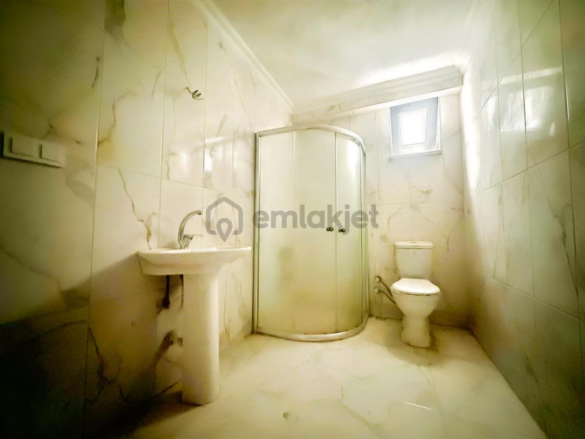 Doradan Edremitte Sıfır Geniş M2 3+1 Ön Cephe Ara Kat Daire - 18