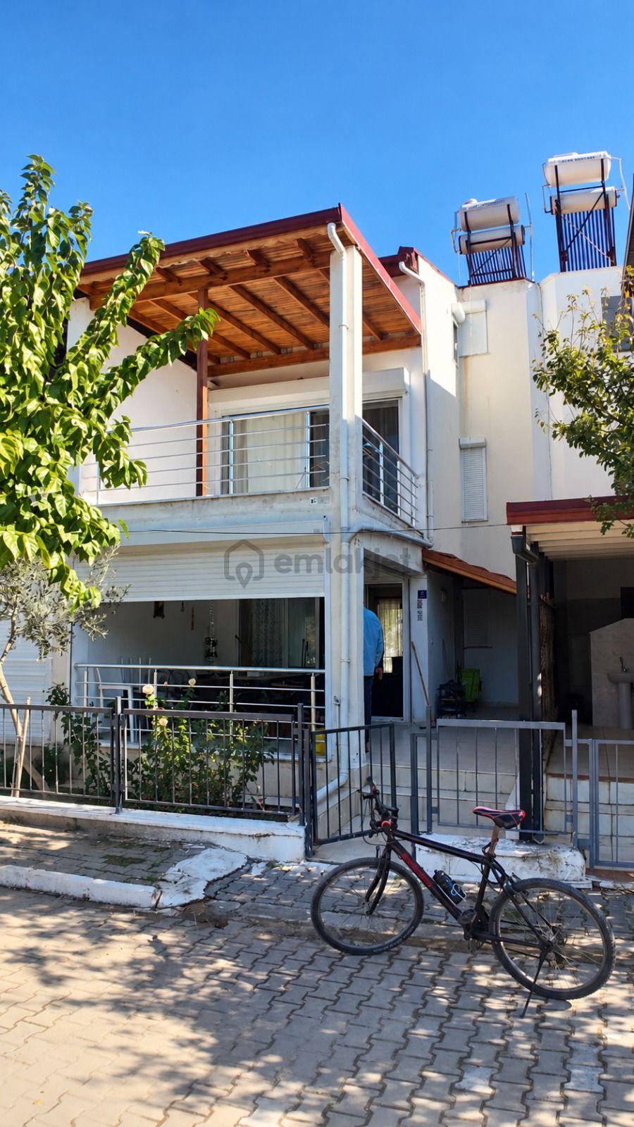 Denize Yakın, Geniş 4+1 Triplex Villa - Güzelcamlı