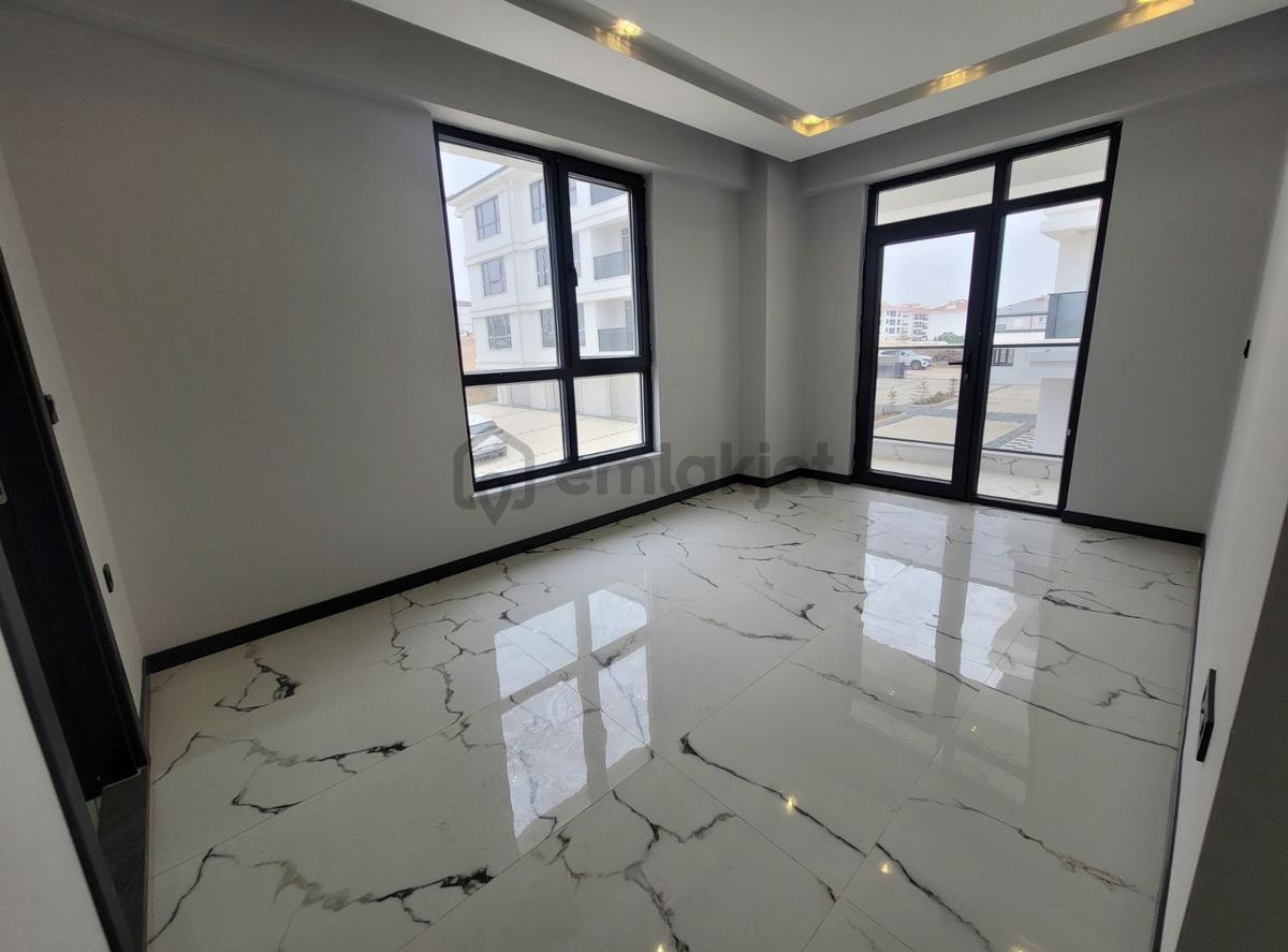 Camlıca Mah Sıte Icerısınde Genıs Net 155m² 3+1 Ozel Garajlı - 30