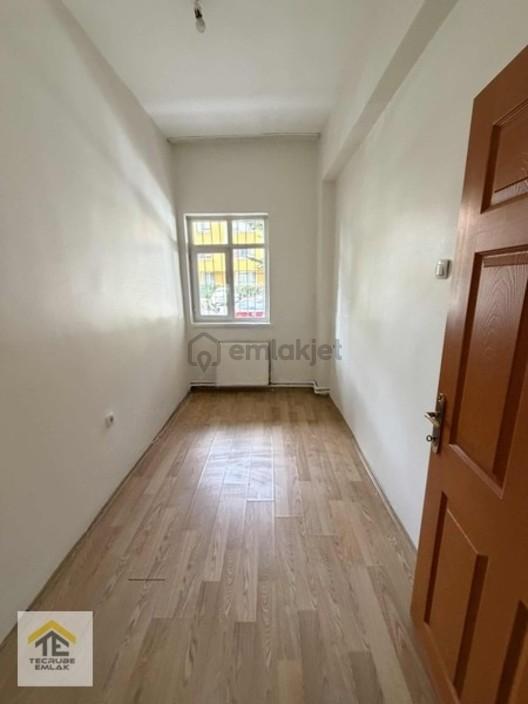 Danışment Göbekte Yüksek Giriş 2+1 Bağımsız Full Yapılı - 30