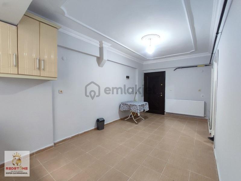 Denize Ve Üniversiteye Yakın Kombili 1+1 Satılık Daire - 27