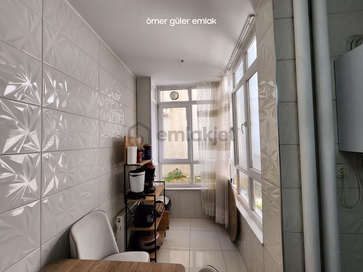 Güler^den Keçiörende Cad. Üstü 4+1 170m2 Ara Kat Güney Bakımlı D - 21