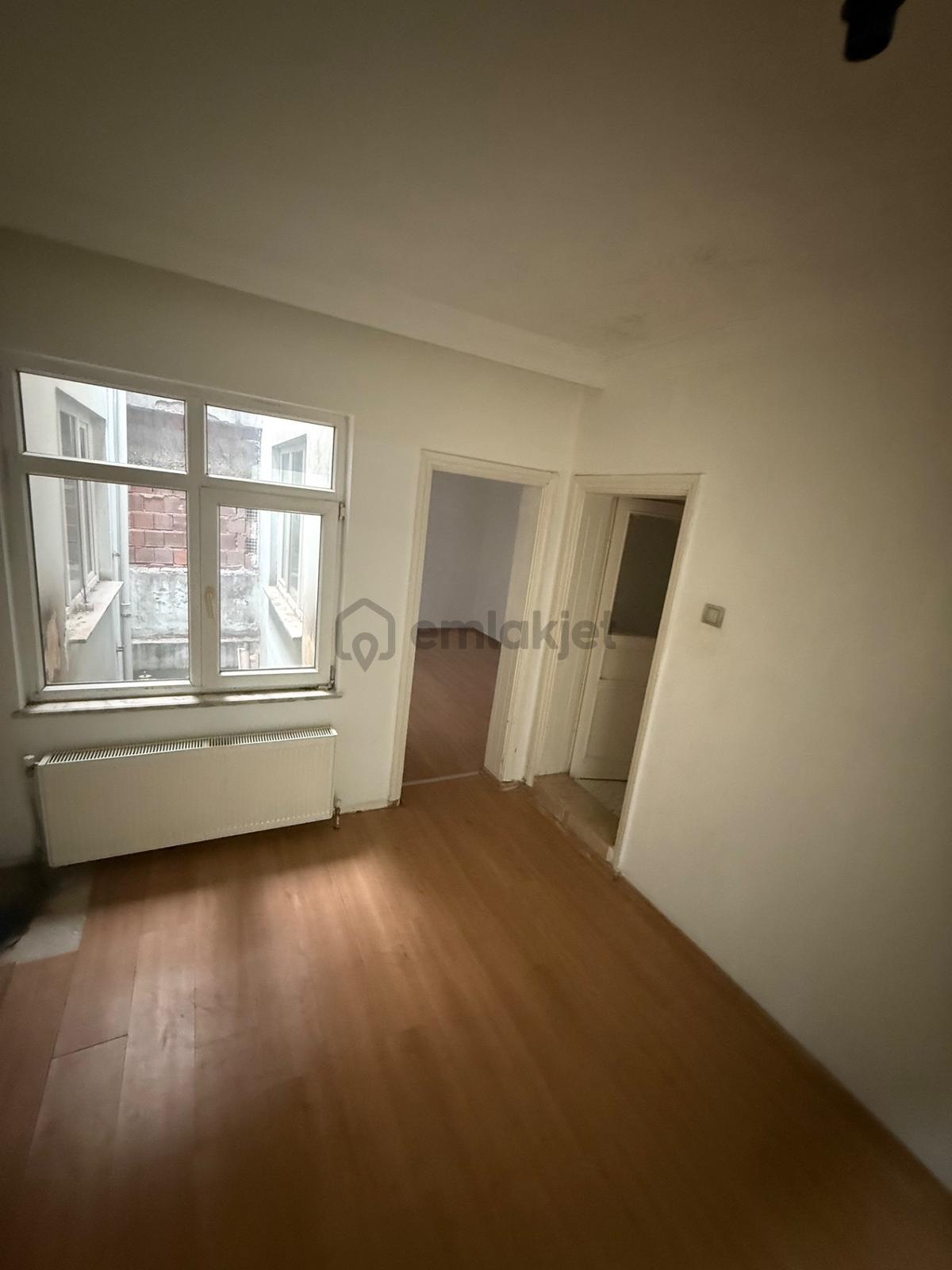 Hurriyet Mahallesinde İci Temiz Kiralık Daire - 11