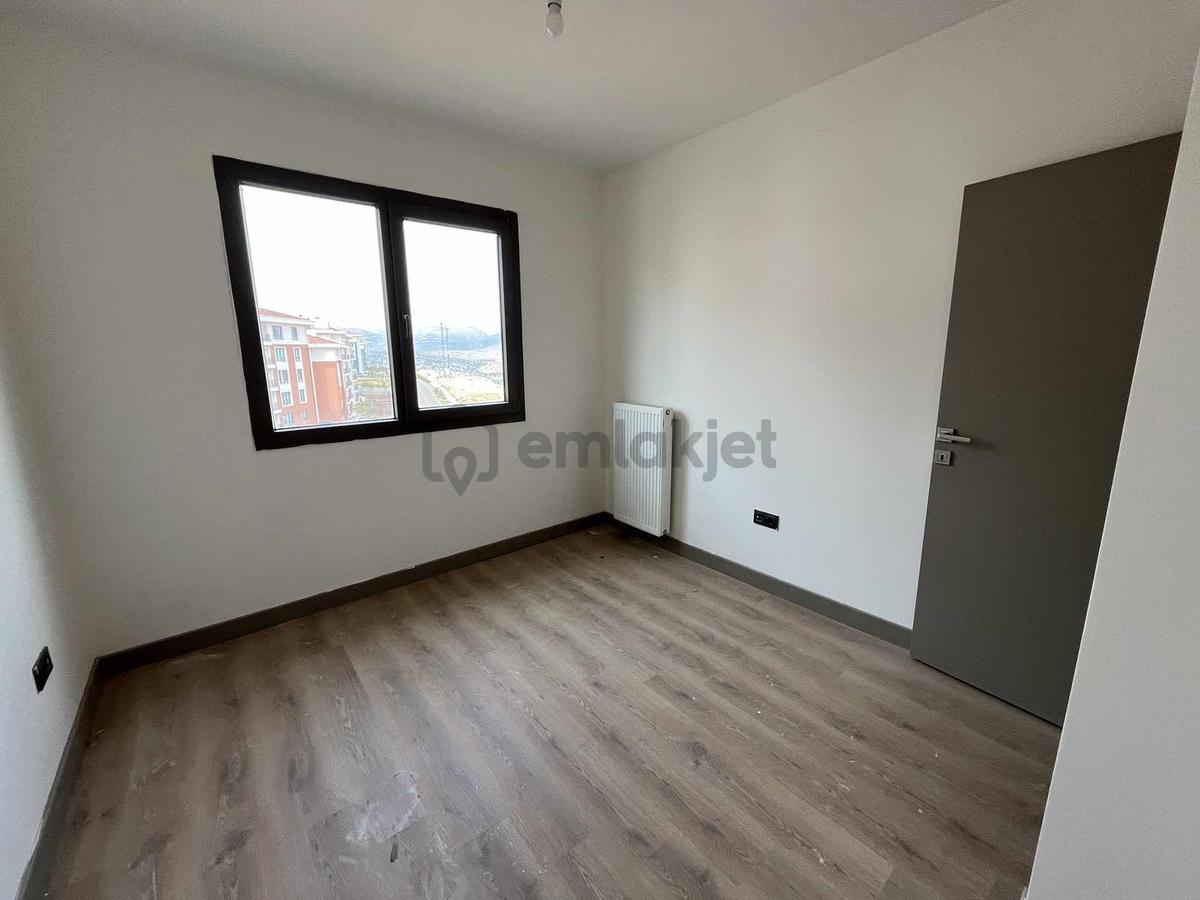 Hakevden Kiralık 3+1 Daire - 9