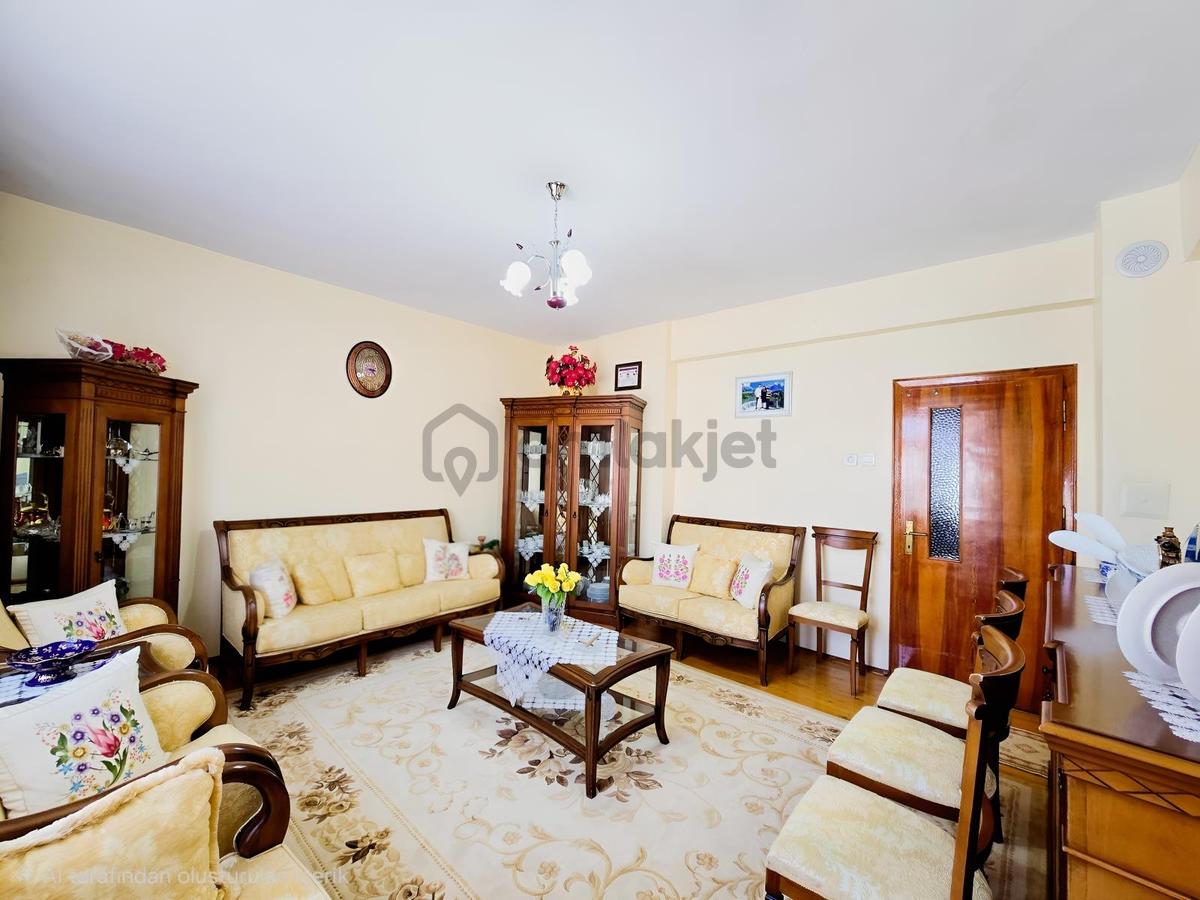 Sakarya Mahallesinde 3+1 Yalıtımlı Kat Mülkiyetli Geniş Daire - 21