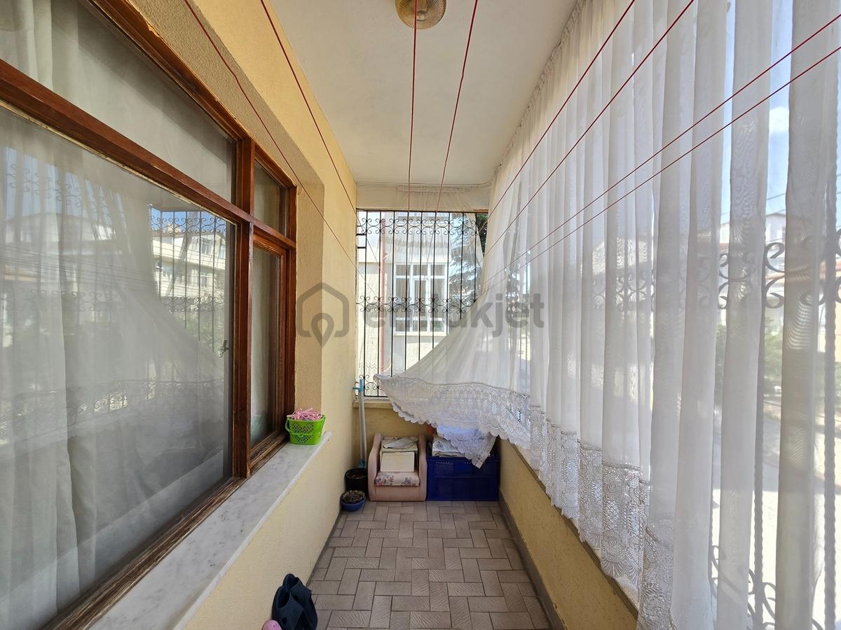 Sakarya Mahallesinde 3+1 Yalıtımlı Kat Mülkiyetli Geniş Daire - 32
