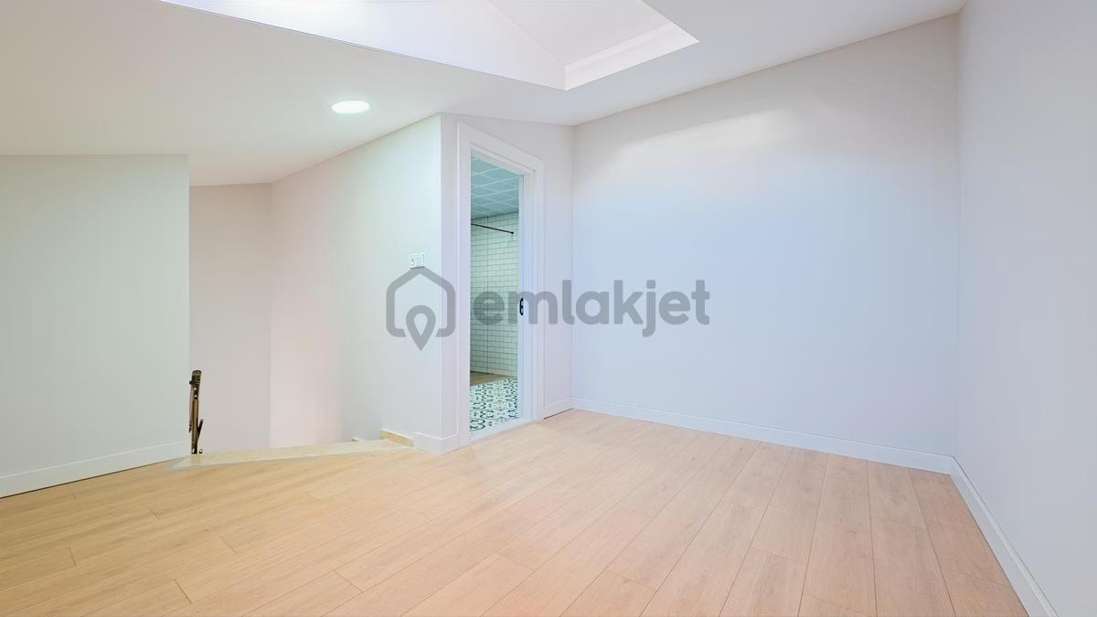 Önü Açık, Doğalgazlı Sıfır Dubleks 2+1 Kiralık Daire - 27