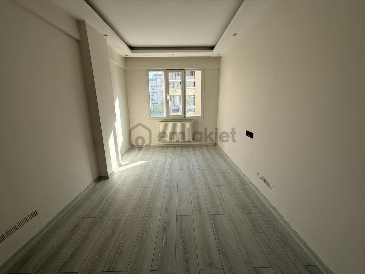 8 Eylül Hastanesi Yanı 1+1 Kiralık Daire - 22