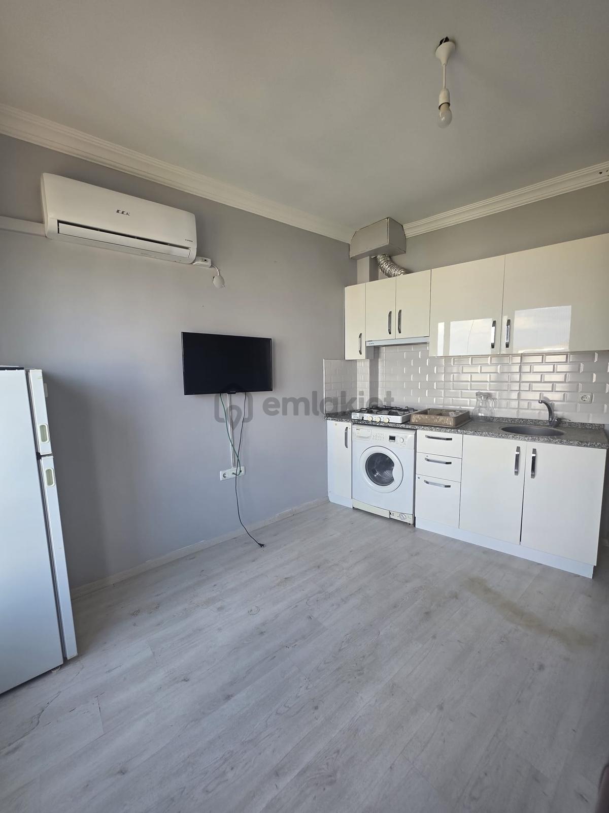 Konut Emlaktan Sümer Mh De Satılık 1+1 Esyalı Daire - 7