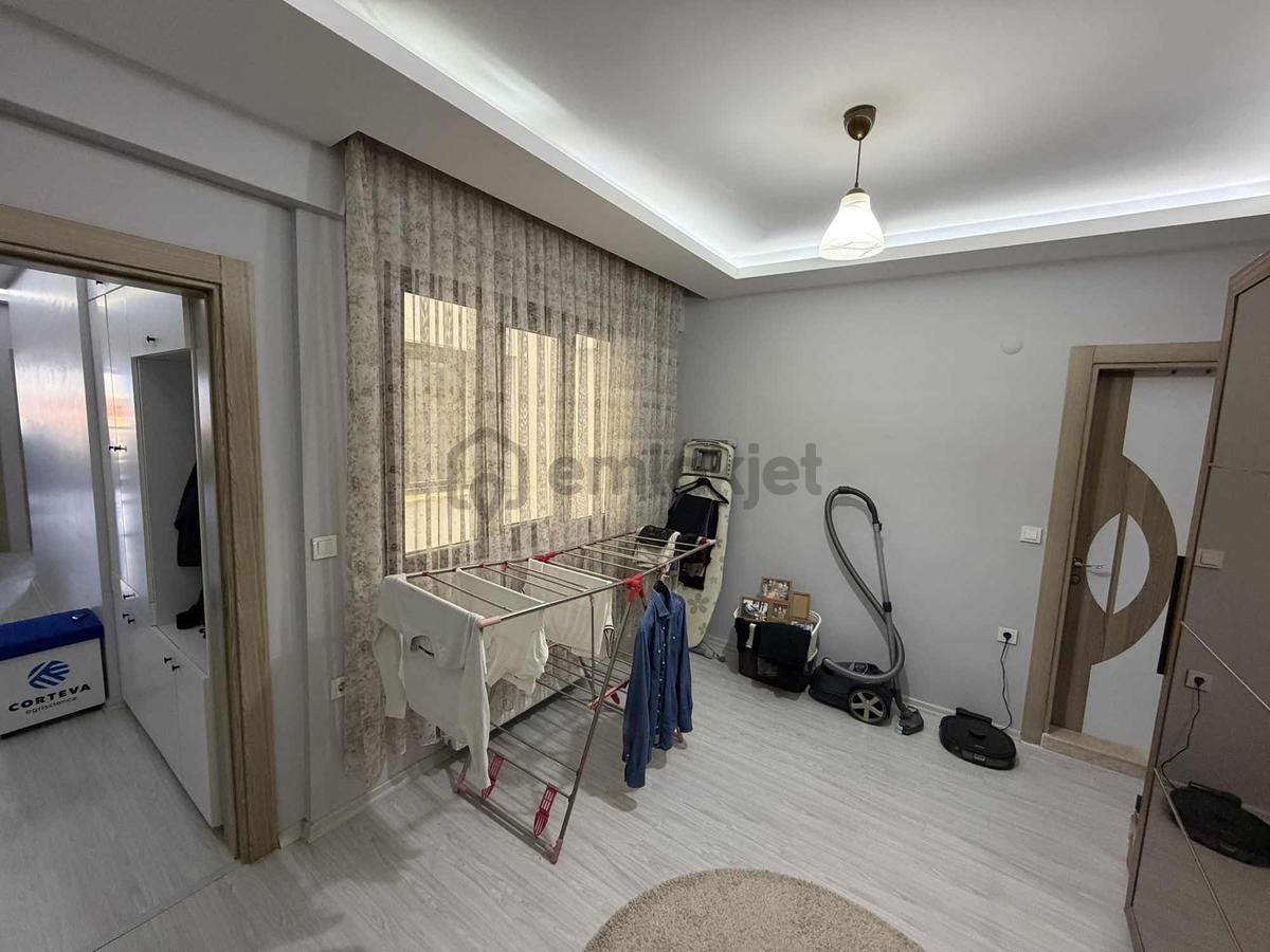 Coldwell Banker Poyraz'dan Mithatpaşada Satılık 2+1 Daire - 5