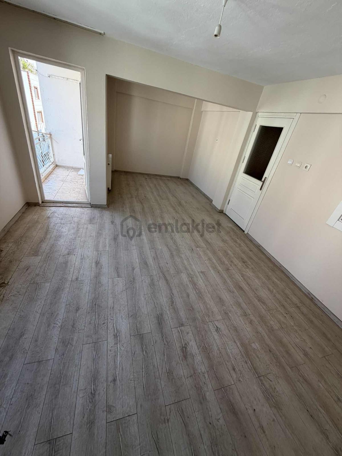 Manisa Mutlu Mahallesinde 2+1 Doğalgazlı Kiralık Daire - 11