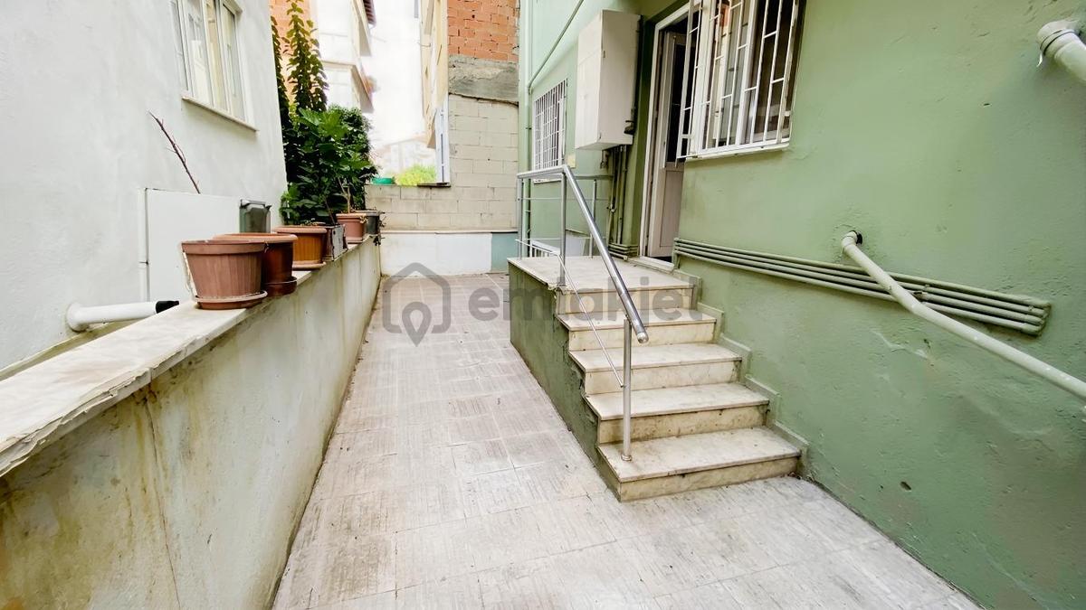 Ulus Caddesinde 3+1 Kiralık Daire - 18