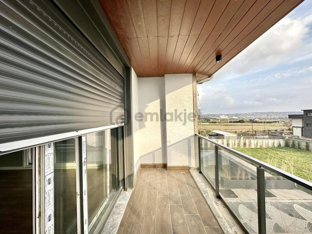 [kassel Yapı] 700m2 Bahçe - Havuz - 4+1 - Fırsat Villa !! - 26
