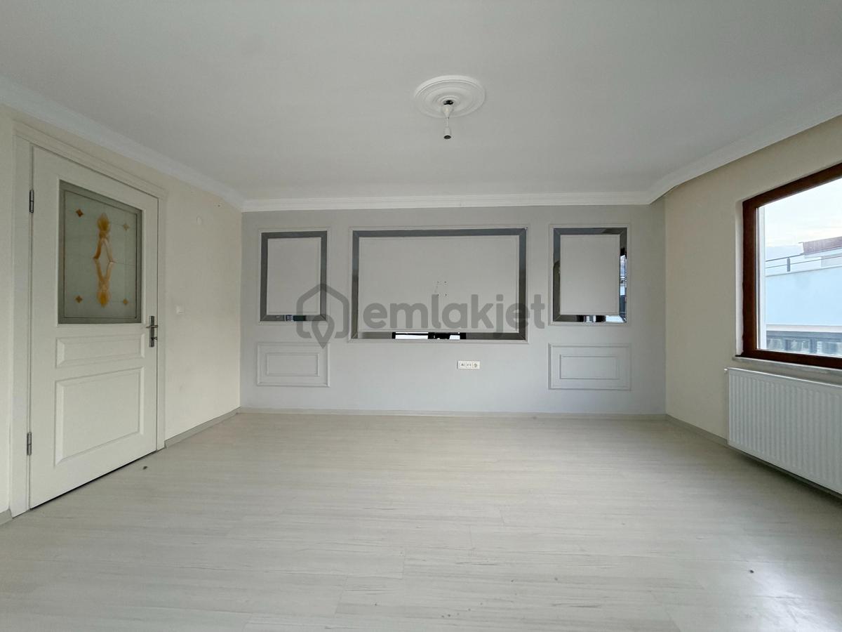 ▀güçten Altınkumda Çift Teraslı Ebeveynli Lüx Tasarım 4+1 Dublex - 11