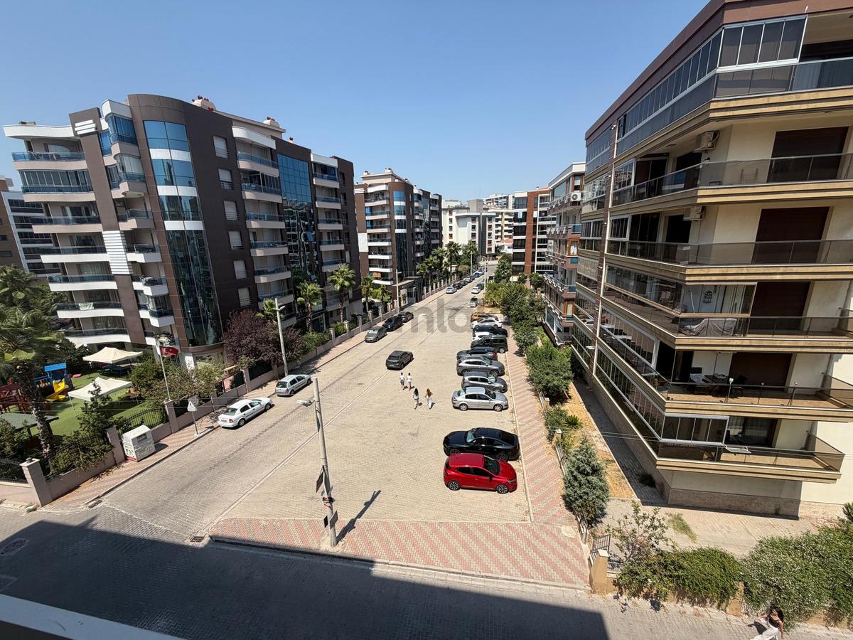 26 Yalı Mahallesinde 3+1 Kiralık Ofis - 12