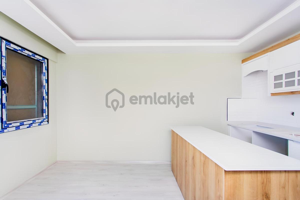 Foça Kazım Dirik Mah. Merkezi Konumda Satılık 1+1 Daire - 14
