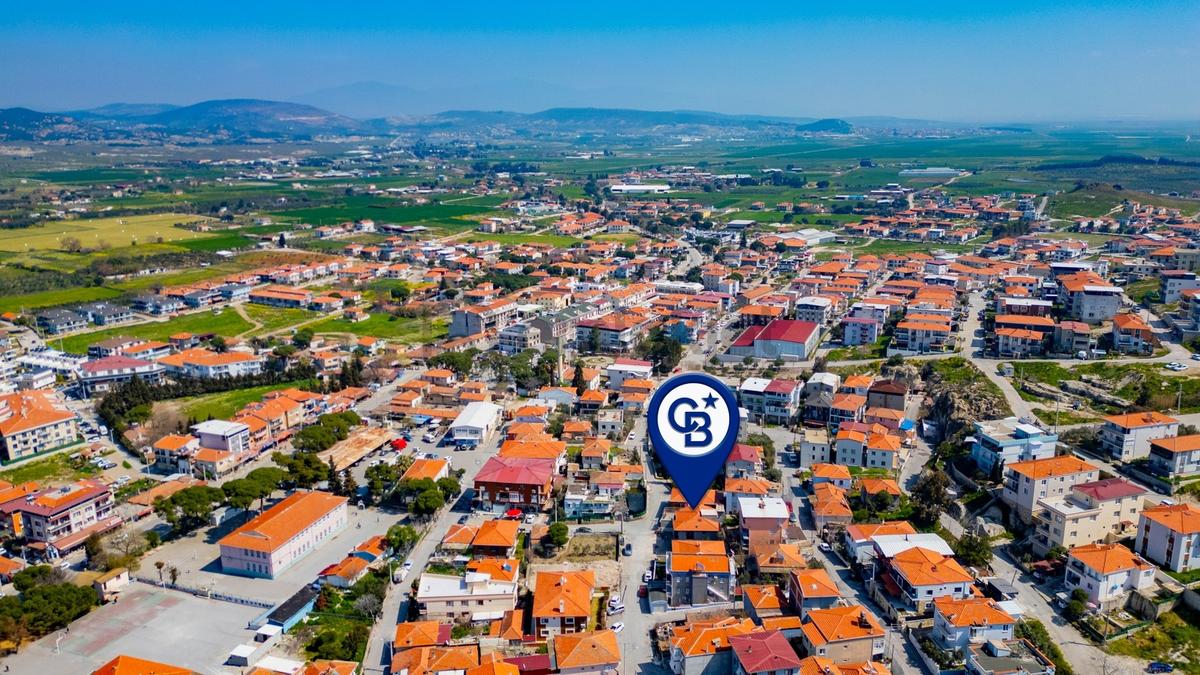 Foça Kazım Dirik Mah. Merkezi Konumda Satılık 1+1 Daire - 34