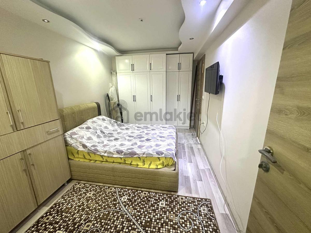 18 Karşıyaka Şemikler'de Ara Kat Satılık 2+1 Daire - 23