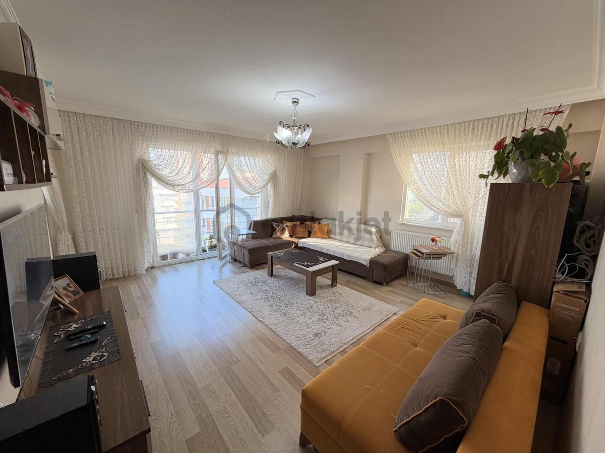 R.t.e Bulvarına Cephe Deniz Manzaralı 2+1 Daire - 8