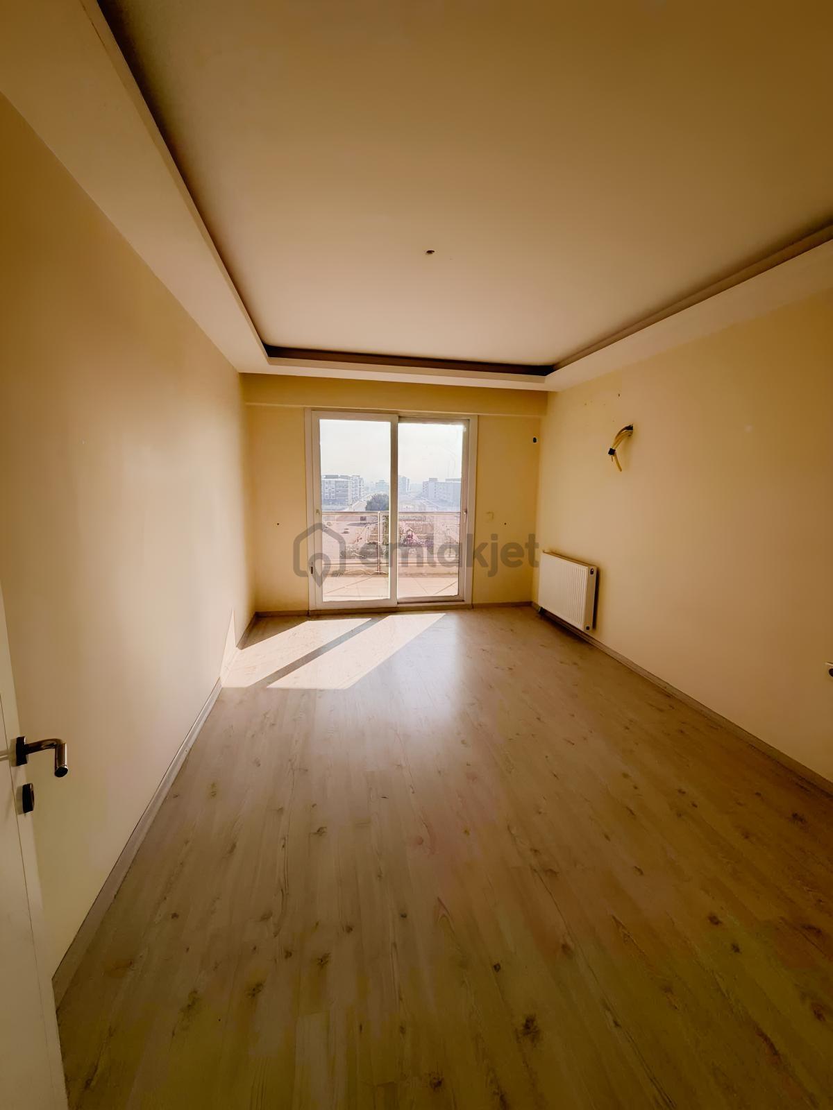 Torbalı Mavişehir Evlerinde Ara Kat 3+1 Kiralık Daire - 15