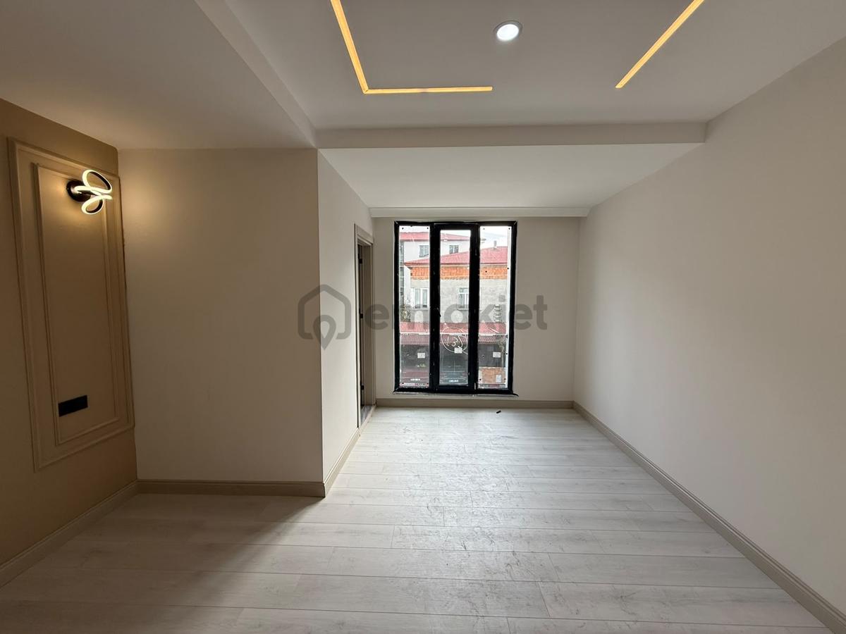 Güven'den Kapaklı'da Ebeveyn Banyolu Kapalı Otoparklı 3+1 Daire - 14