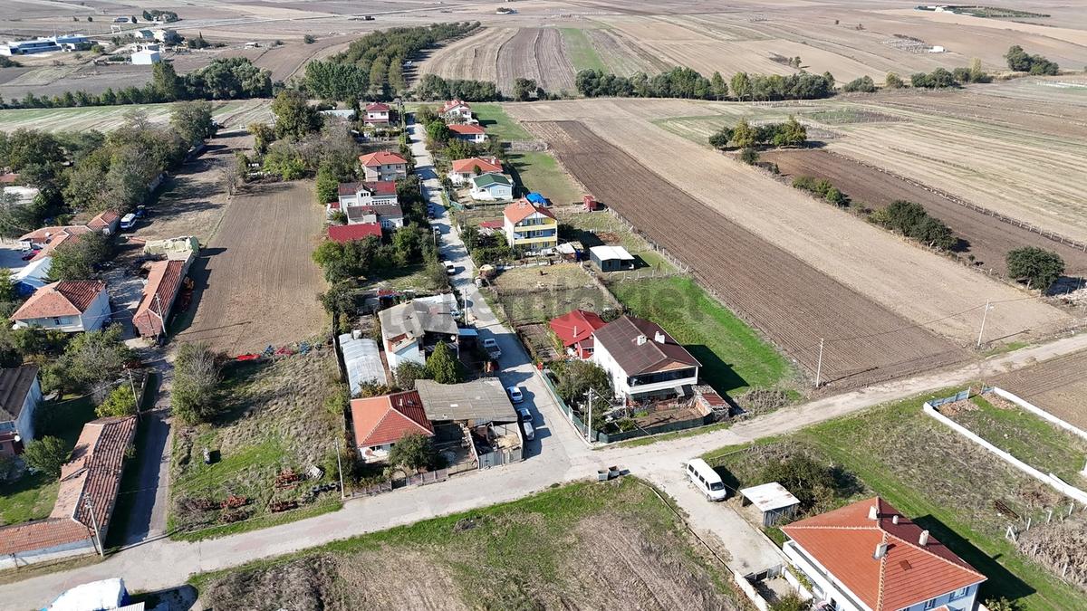 Ergene Misinli'de 325m² Ana Yola Cephe İmarlı Tek Tapu Arsa..... - 5