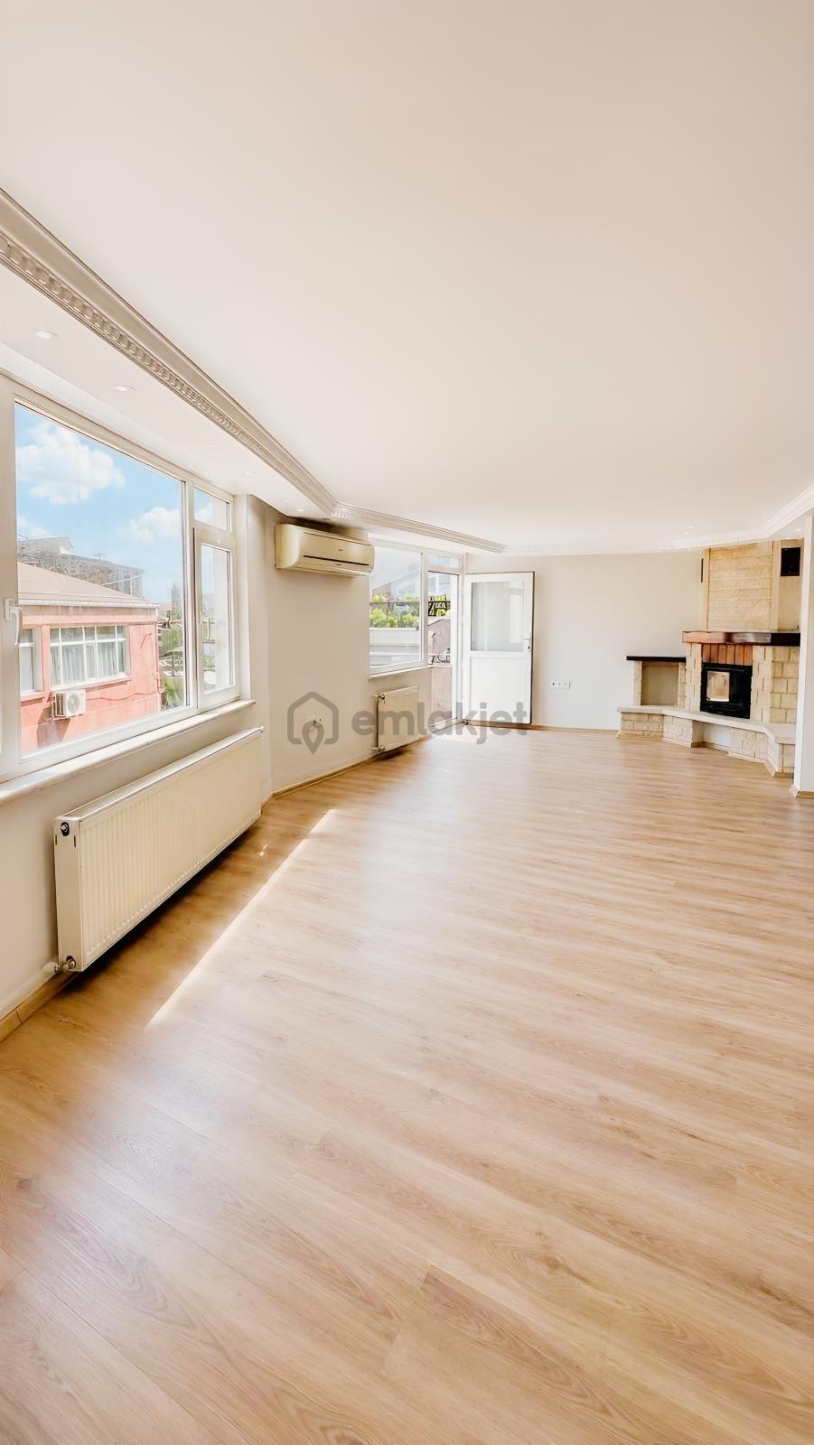 Taksim Cihangir'de Dubleks 4+1 Kiralık Daire - 3