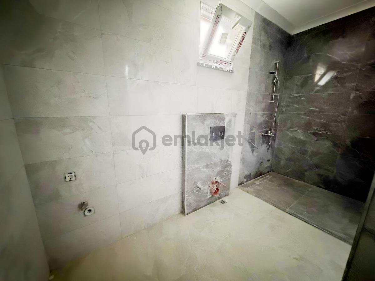 Sultanbeylide Metroya 300 Metre Mesafede 2+1 Satılık Daire - 11