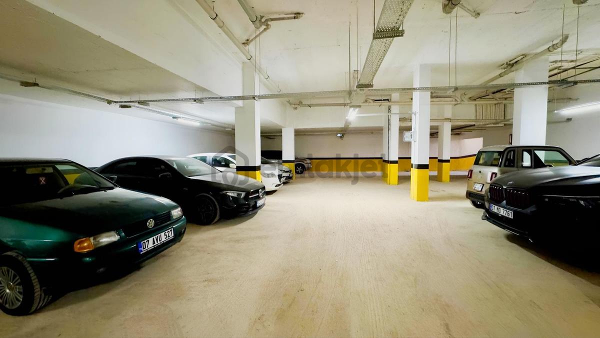 Sarısu'da 2+1 Lüks Eşyalı Kapalı Otopark&ebevyn Banyolu Daire! - 5