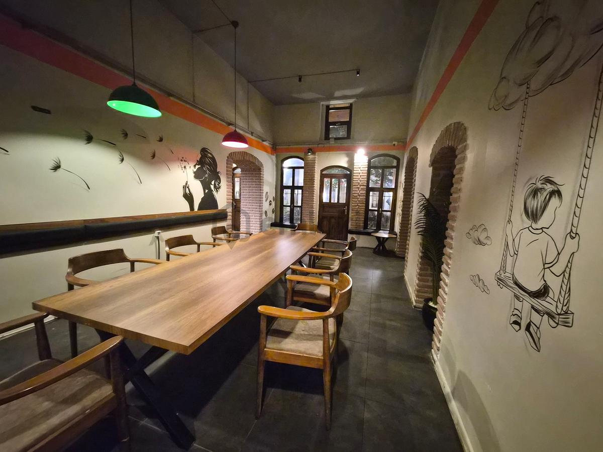 Ay Işığı'dan Rüştü Bey Geçidi Han İçerisinde Devren 180 M² Cafe - 18