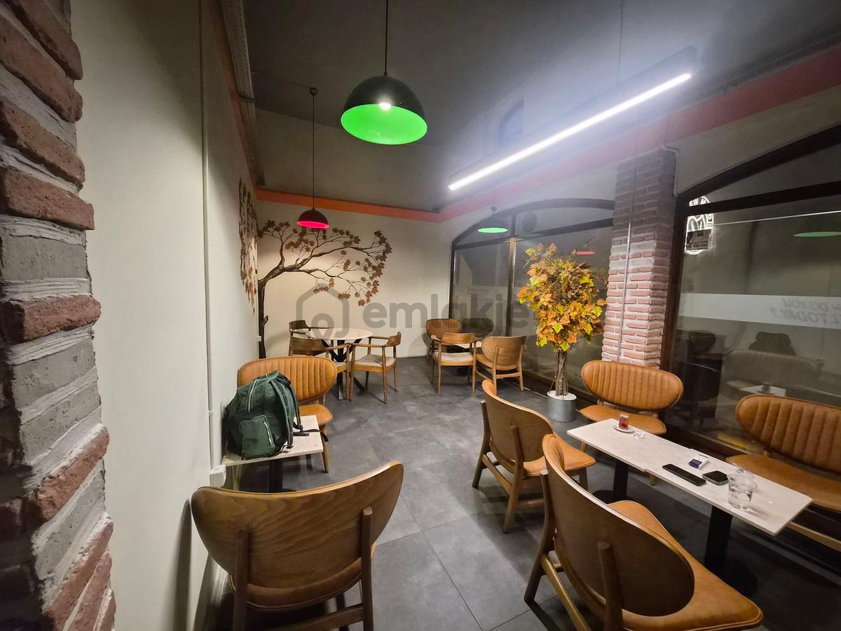 Ay Işığı'dan Rüştü Bey Geçidi Han İçerisinde Devren 180 M² Cafe - 4
