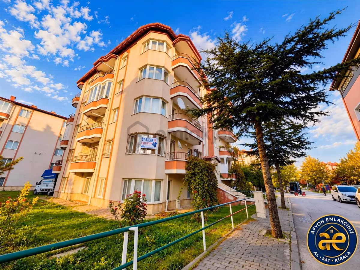 Zafer Sitesinde 3+1 Fırsat Daire