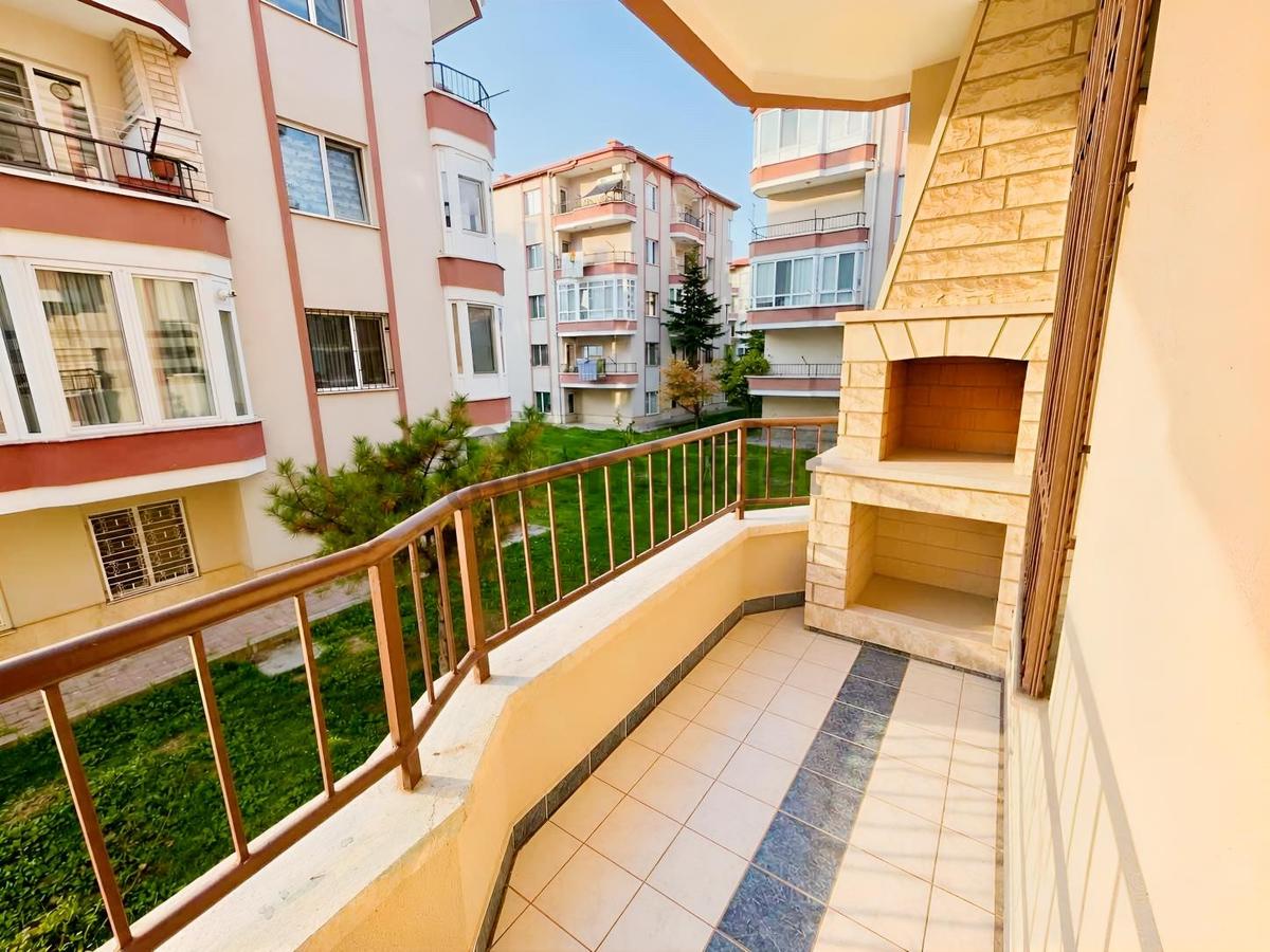 Zafer Sitesinde 3+1 Fırsat Daire - 18