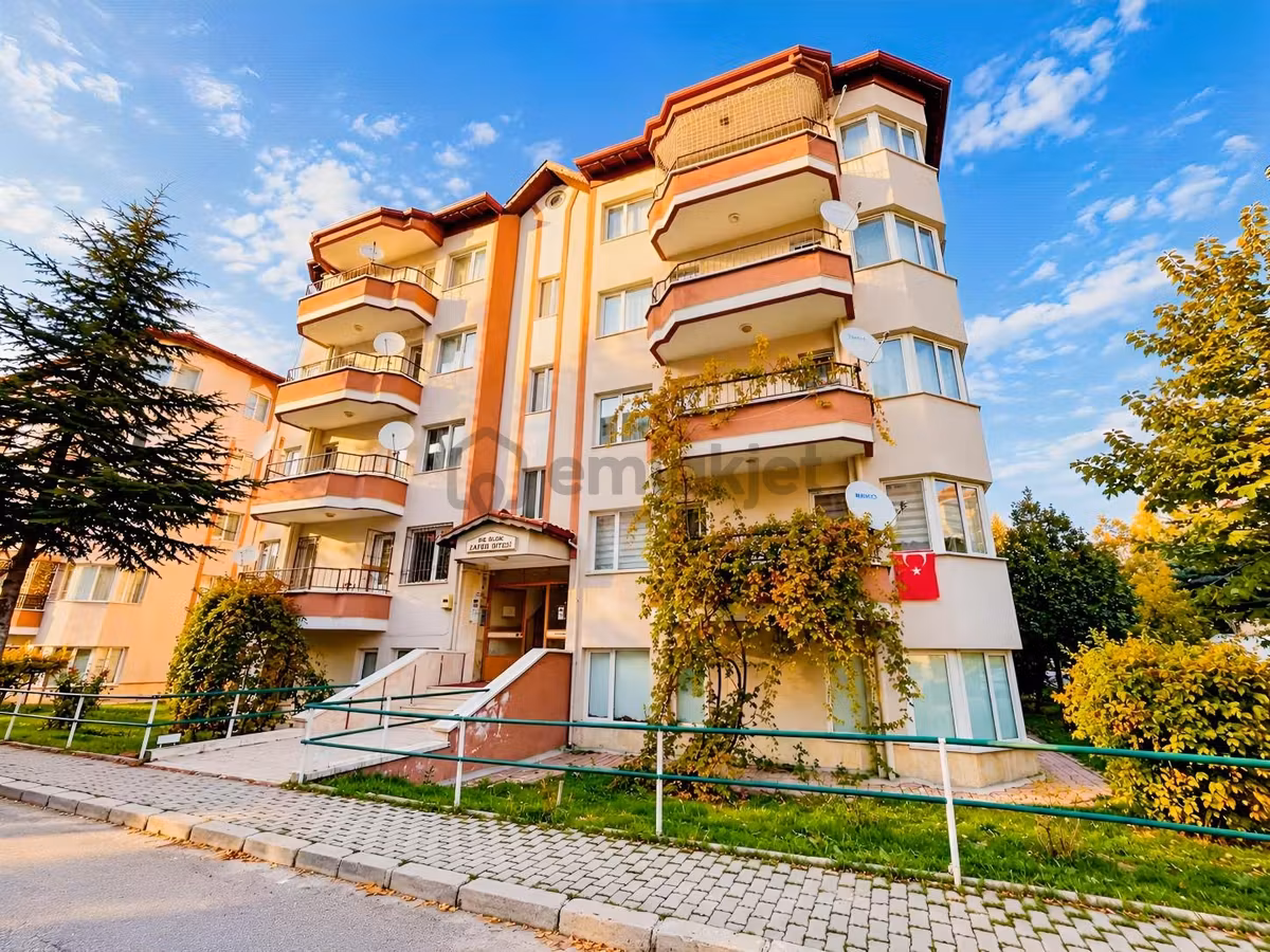Zafer Sitesinde 3+1 Fırsat Daire - 3