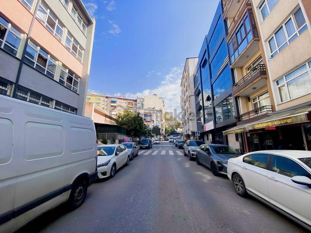 Konutix'ten İzmit Merkezde Satılık Çift Cepheli 4+1 Daire - 26