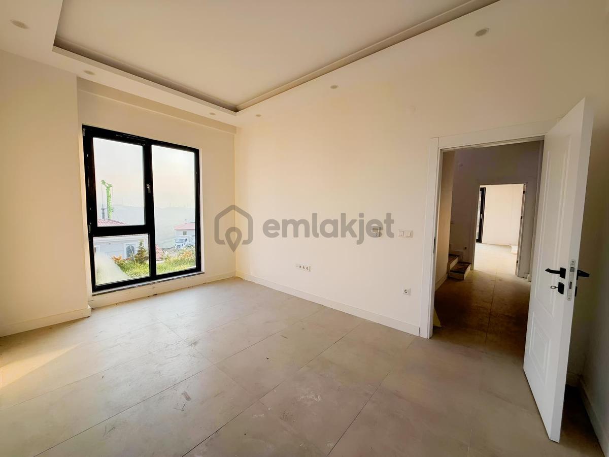 Serdivan 4+1 Satılık Villa Muhteşem Konum - 15