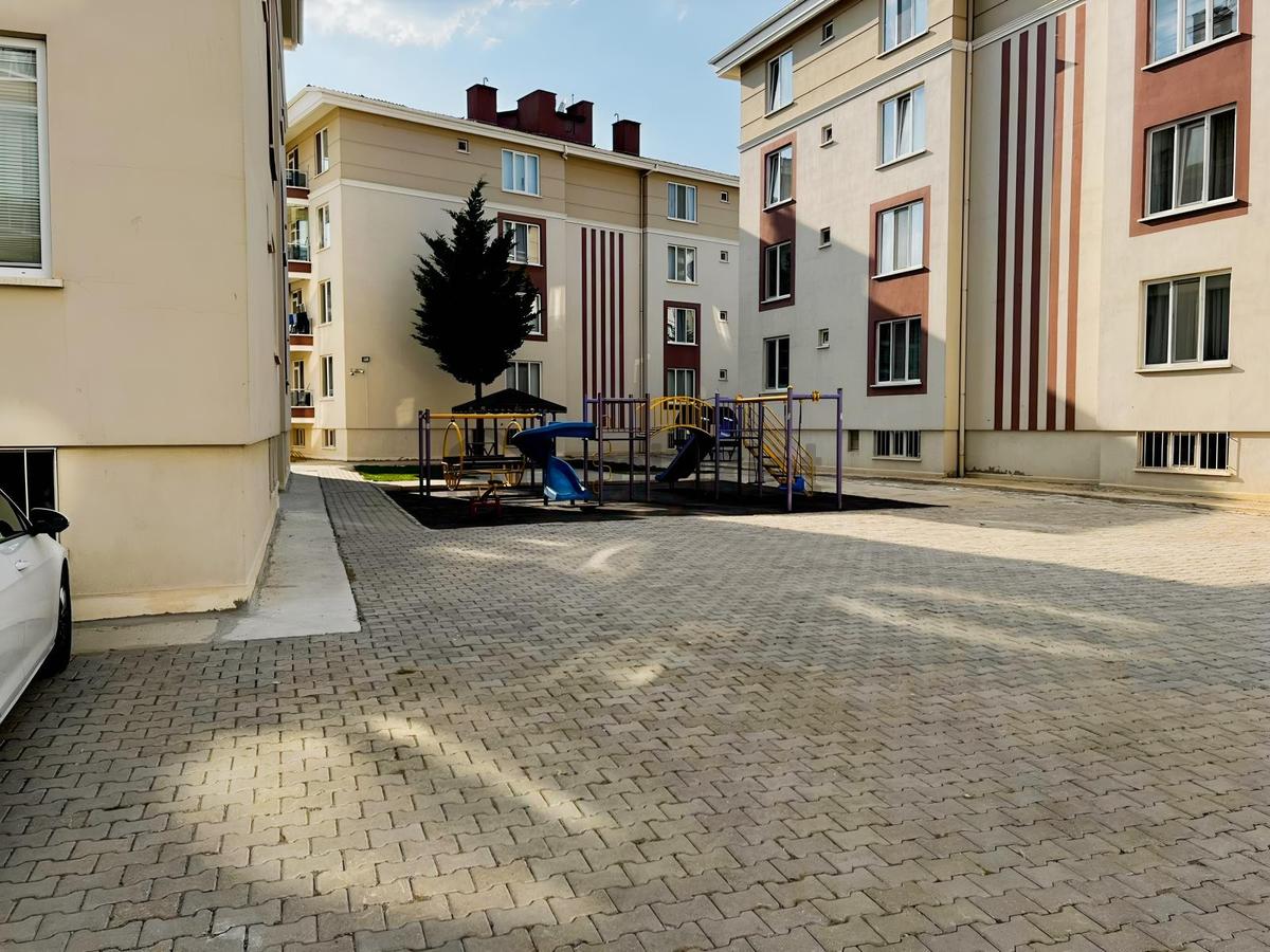Afyon Özsu Emlak'tan Uydukentte 4+1 Site İçerisinde Kiralık - 8