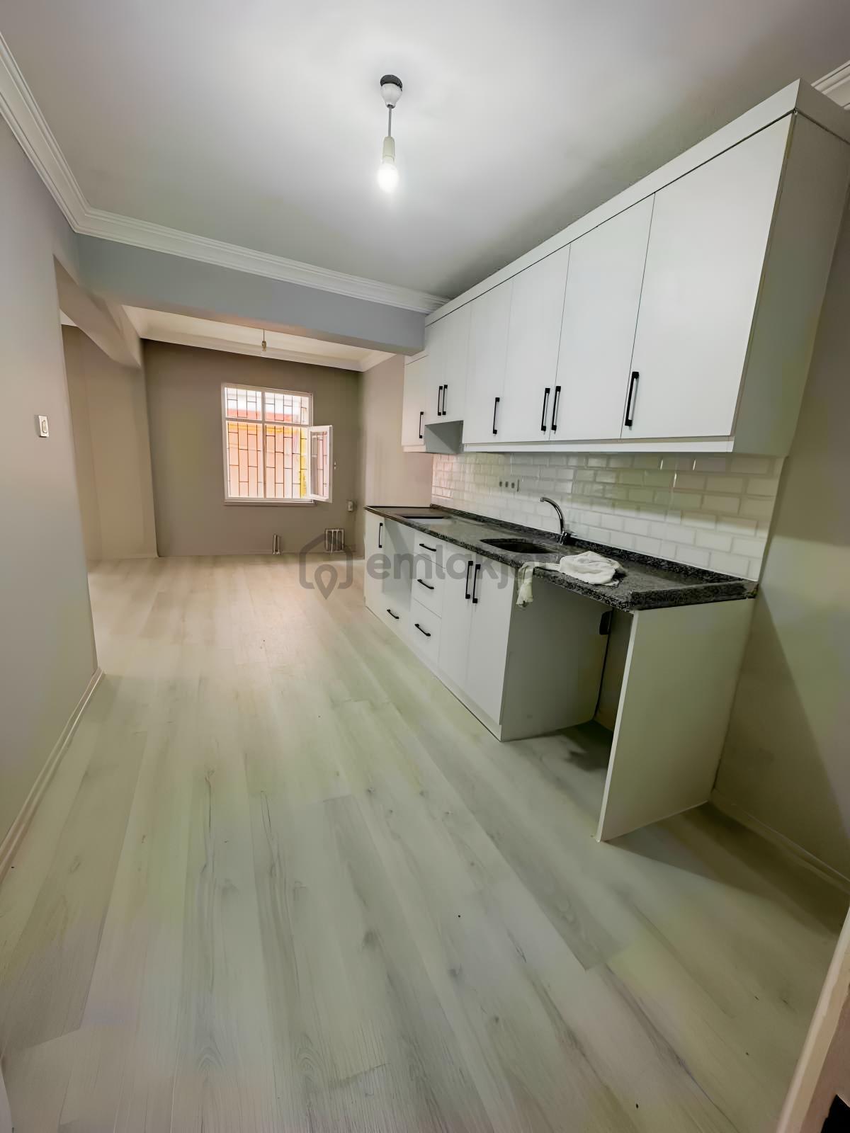 Yeni Mah. Kiralık 2+1 Merkezi Konum - 15