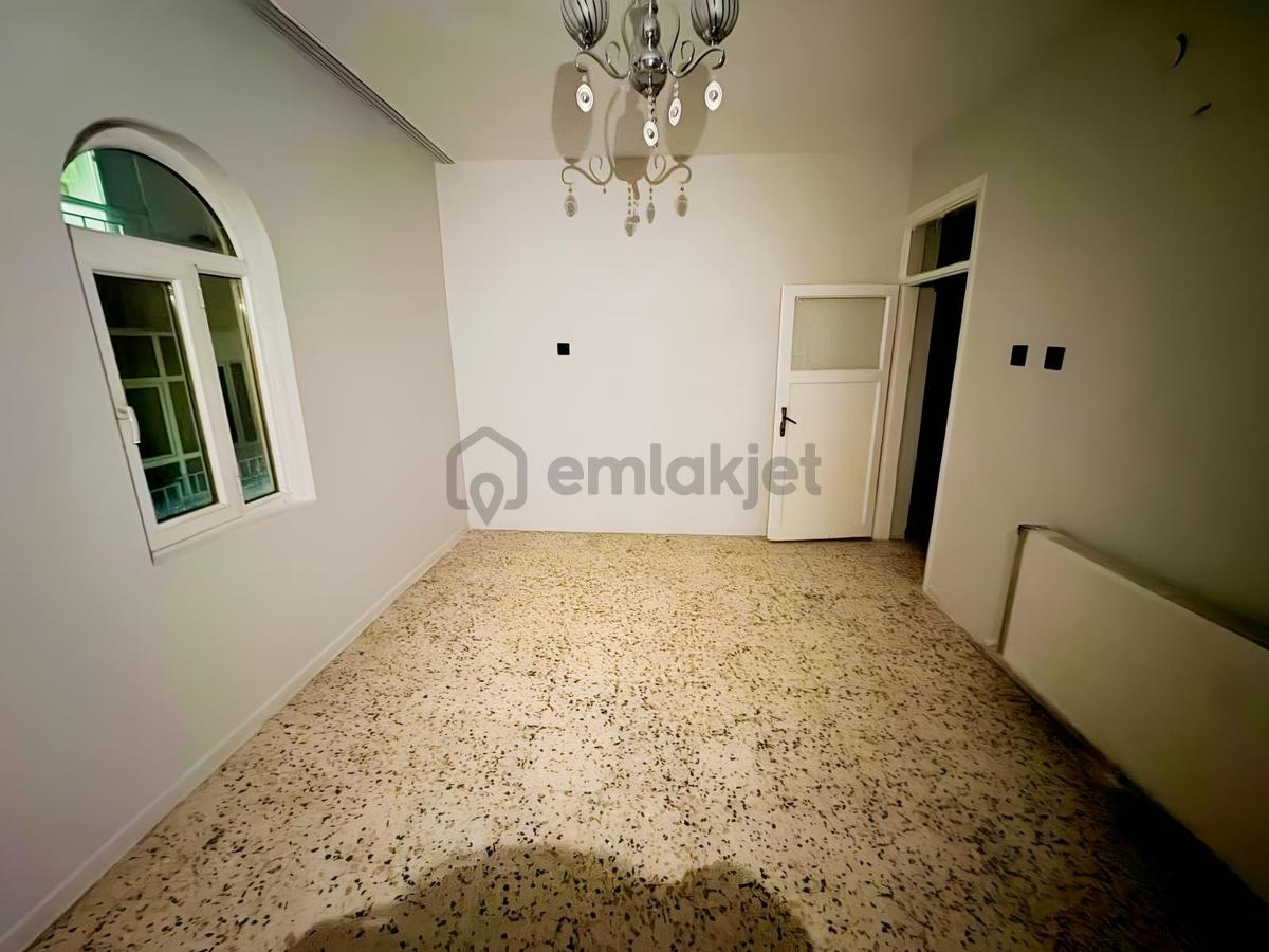 Geylani Emlak'tan Acil 3+1 165 M2 Son Kat - 12