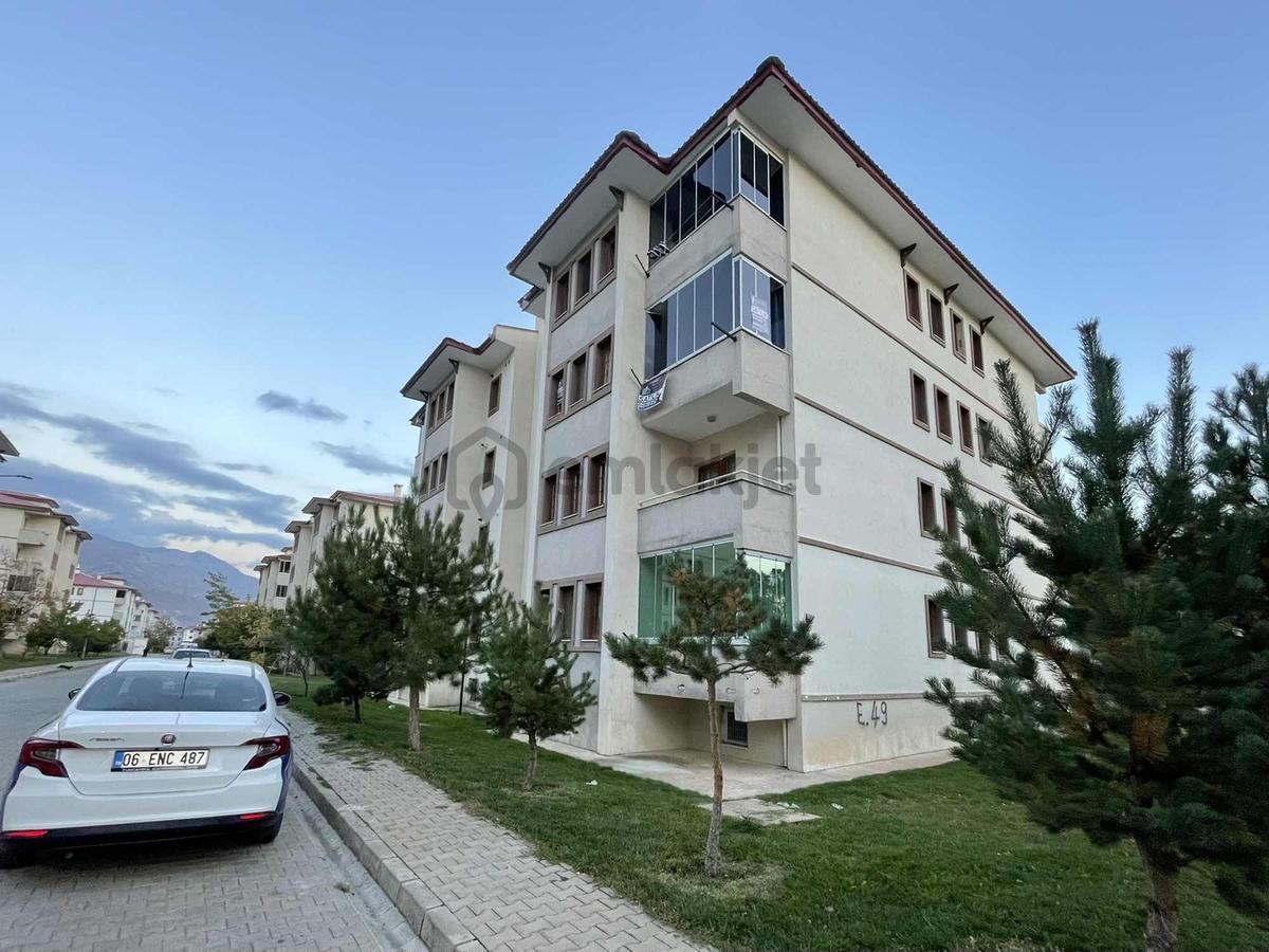 Tuncaygül'den Satılık 2+1 Ara Kat Daire | Geçit 2. Etap Toki - 3