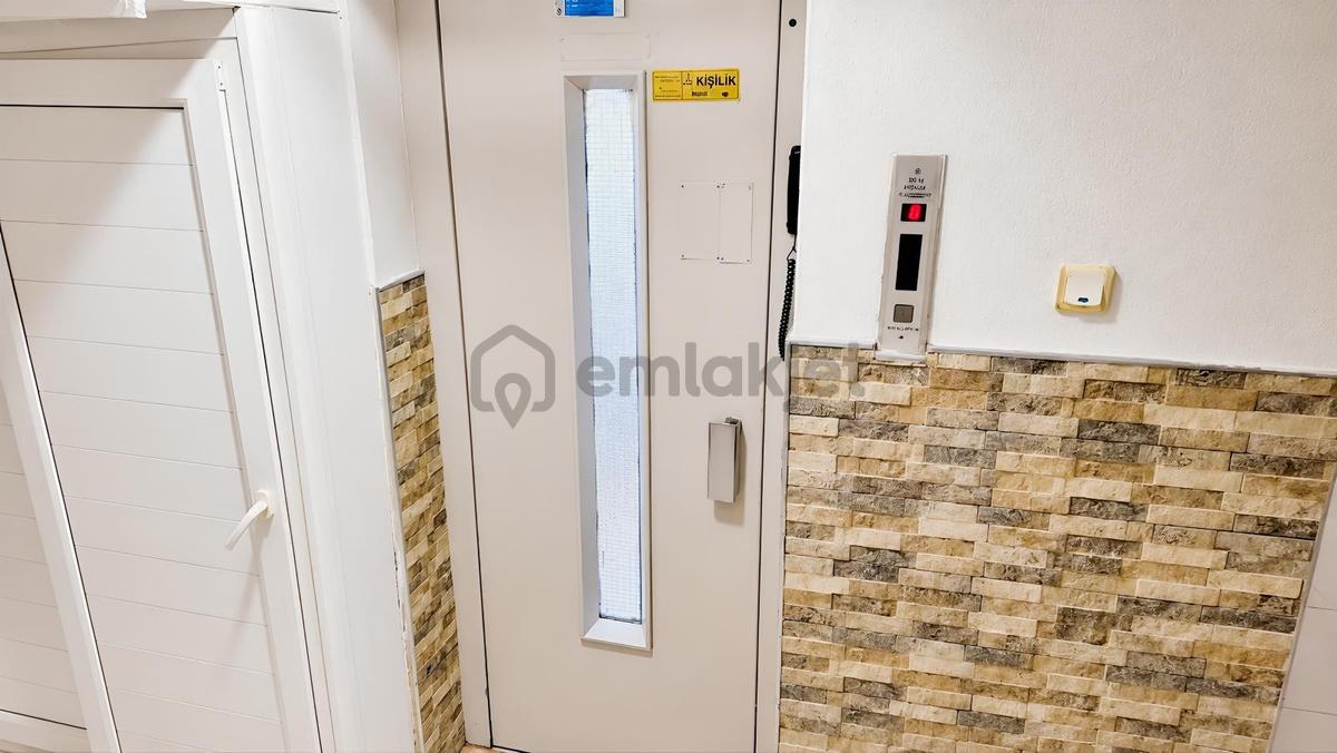 Poligon Metro Durağına 200 M. Mesafede Satılık 3+1 Daire - 26