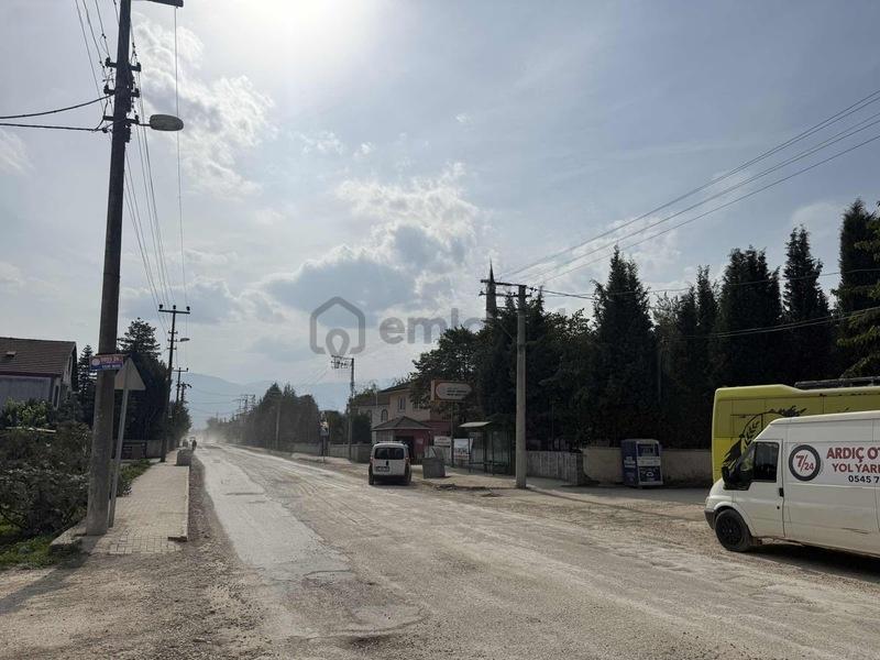 Ada Caddesi Üzerinde Harika Fırsat 2+1 Daire! Ön Cephe - 15