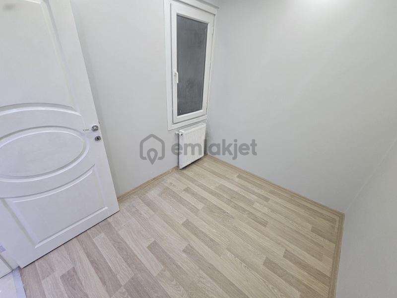 Üsküdar Merkez'de 2+1 Lüks Daire -balkonlu,çift Cepheli,1.kat - 22