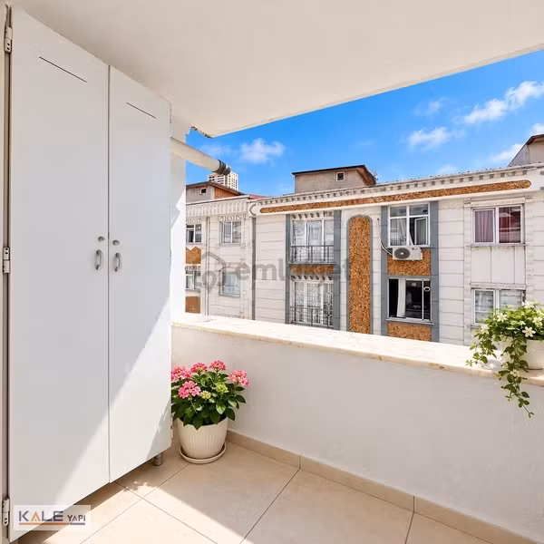 Bahçeşehir Tem Otoyolu Dibinde İskanlı Çift Balkonlu 2+1 Daire - 18