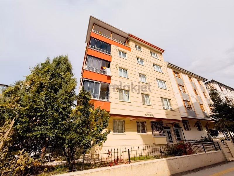 Piyade Mahallesin'de Eşyalı 2+1 Satılık Daire - 2