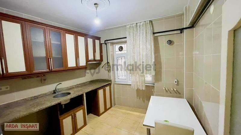 Arda İnşattan Kiralık 2+1 Ğiriş Daire - 11