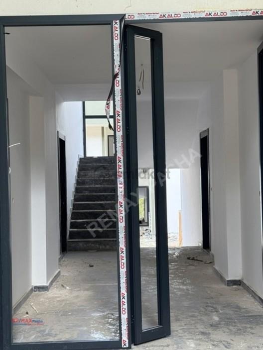 Kuşadası Davutlar'da Yatay Mimari 1+1 Satılık Daire - 30