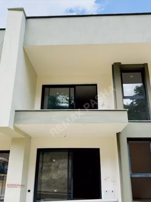 Kuşadası Davutlar'da Yatay Mimari 1+1 Satılık Daire - 10