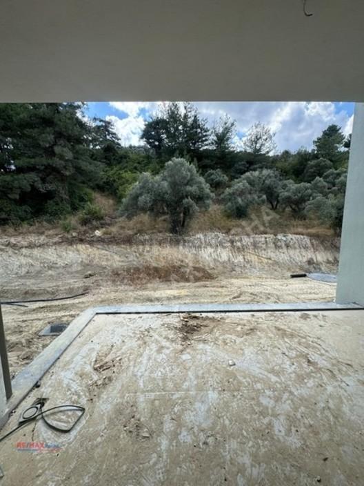 Kuşadası Davutlar'da Yatay Mimari 1+1 Satılık Daire - 25
